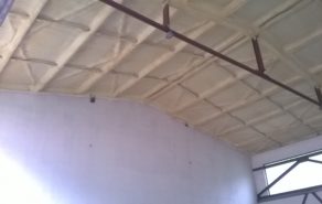 polyuretanová izolace stropu