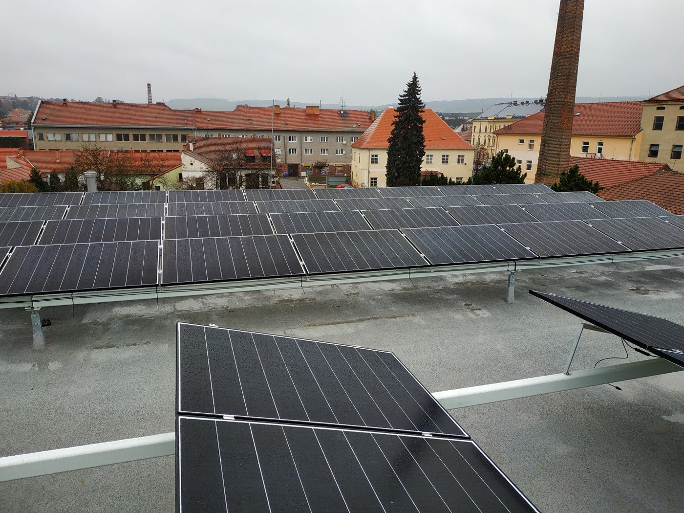 Energetické řešení PUR IZOLACE DUO (W60 + FVE) s fotovoltaikou