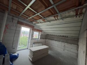 Izolace stropu systémem PUR IZOLACE SOFT - obec Rosovice