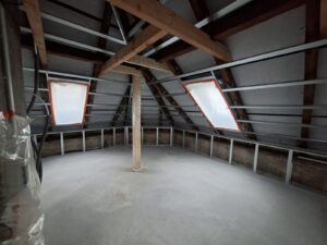 Izolace podkroví objektu pomocí PUR IZOLACE SOFT - obec Kralupy nad Vltavou