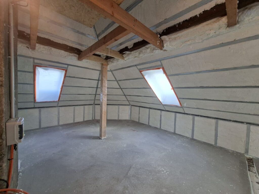 Izolace podkroví objektu - Kralupy nad Vltavou